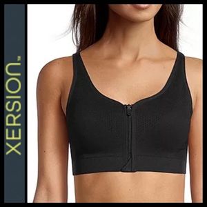NWT Xersion Plus Front Zip Sports Bra